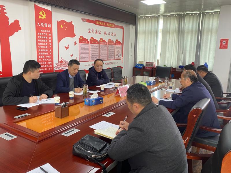 CtG0UWB5WJiAPqy6AAE4-uaM5tk748.jpg